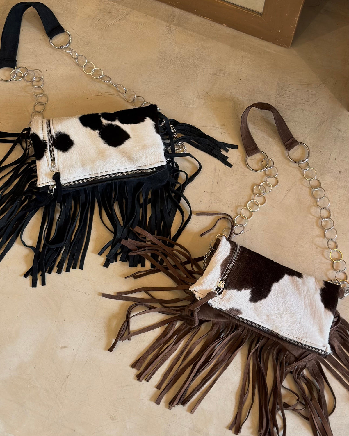 Cartera Cow Flecos Negro