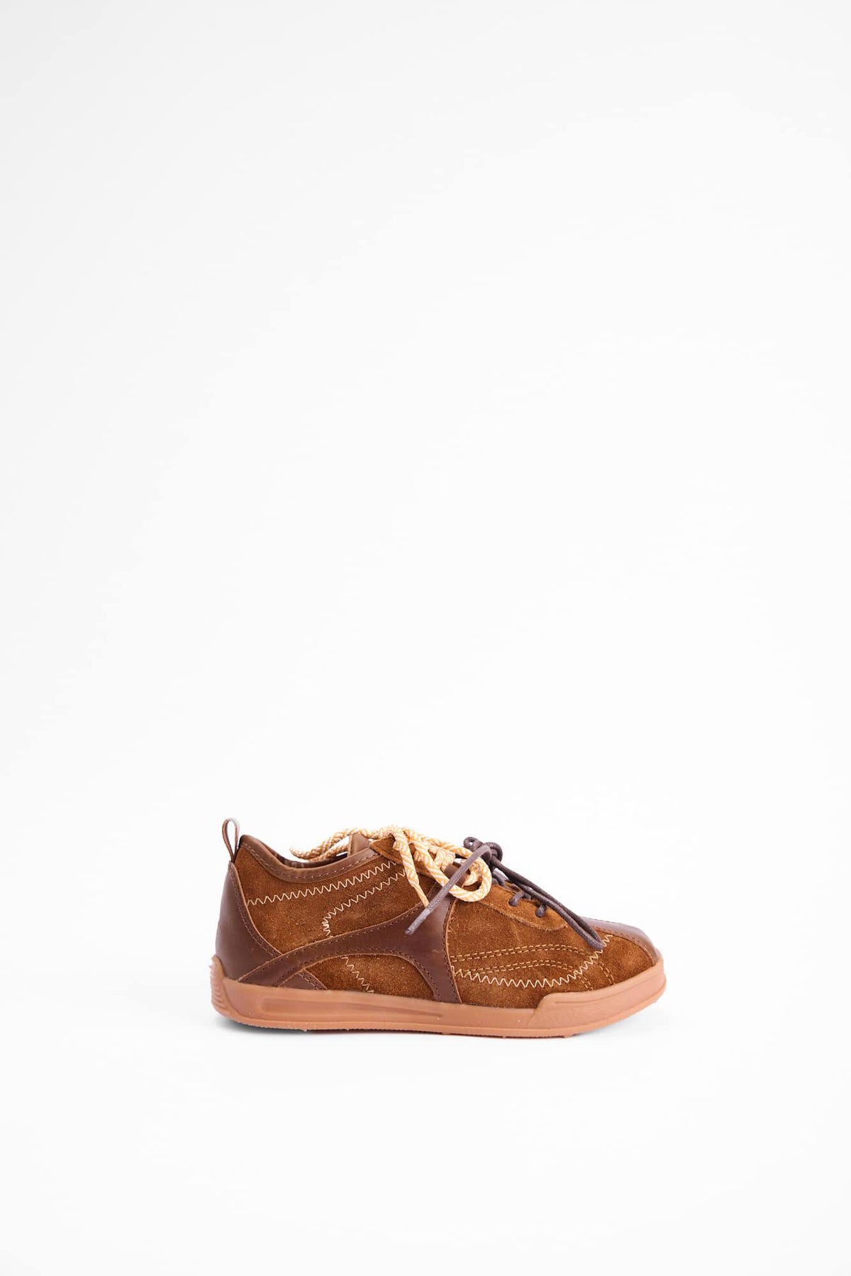 Sneakers Nomad · Tostado · Lucy in the Sky