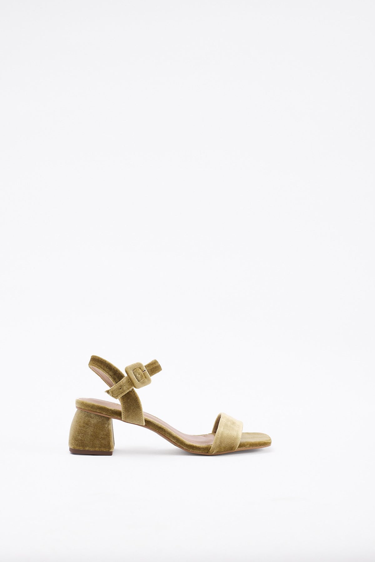 Rosa Velvet · Pistacho · Lucy in the Sky